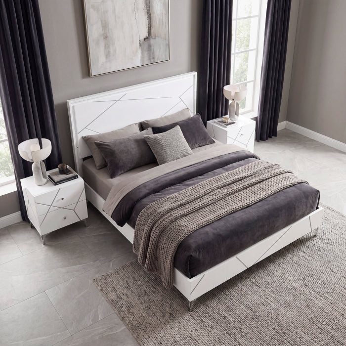 2455NWHK-1CK* (3) California King Bed - 2455NWHK-1CK*