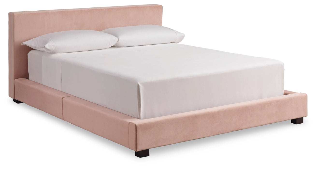 Chesani Full Upholstered Bed