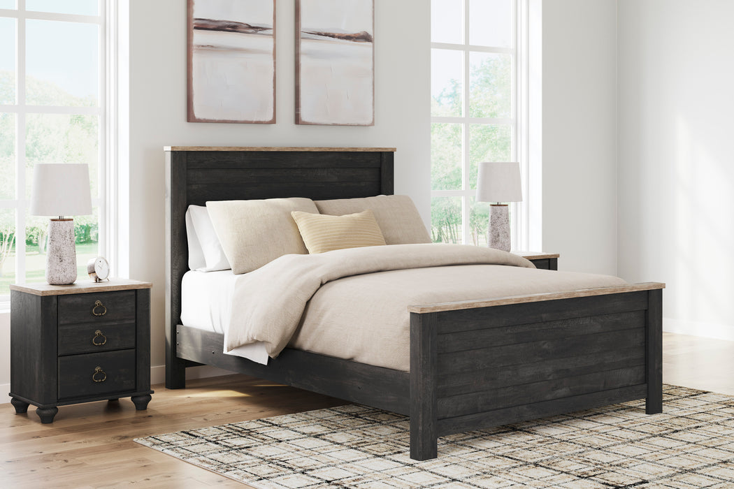 Nanforth  Two-Tone King Panel Bed