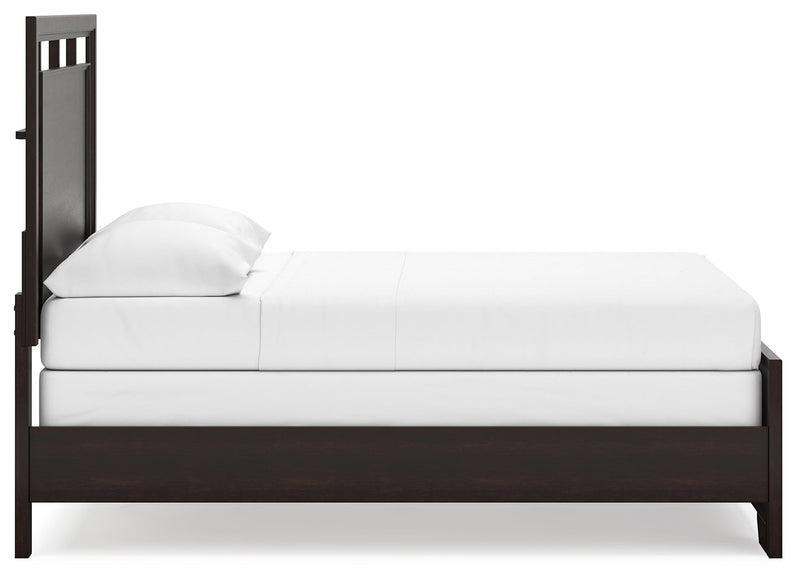Covetown Dark Brown Full Panel Bed with Mirrored Dresser from Ashley - Lara Furniture