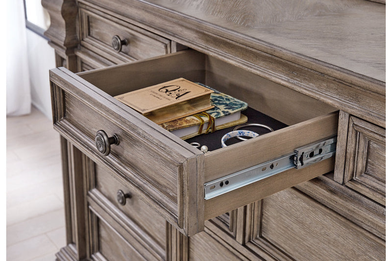 Blairhurst Light Grayish Brown Dresser and Mirror -  Ashley - Lara Furniture