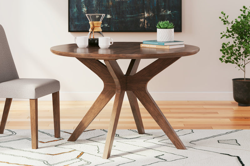 Lyncott Dining Table and 4 Chairs from Ashley - Lara Furniture