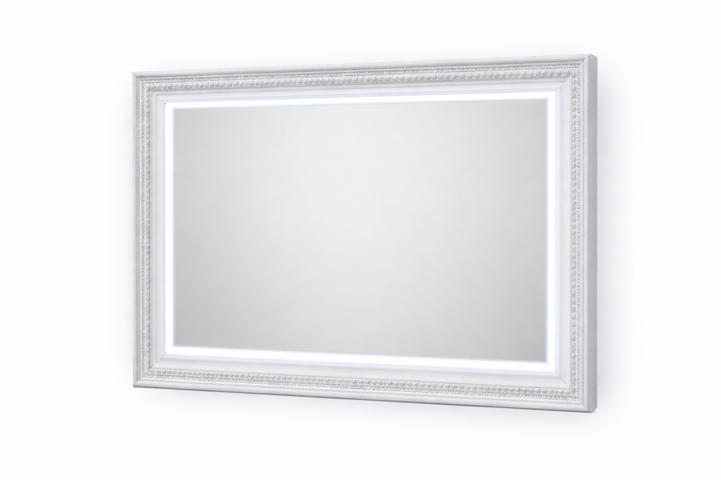 Isabella Mirror