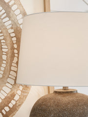 Neavesboro Antique Brown/White 2-Piece Table Lamp Set from Ashley - Lara Furniture