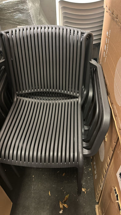 Polypropylene Table With 4 Chair