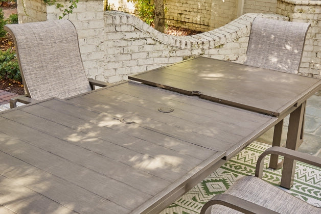 [HOT DEAL] Beach Front Outdoor Dining Table