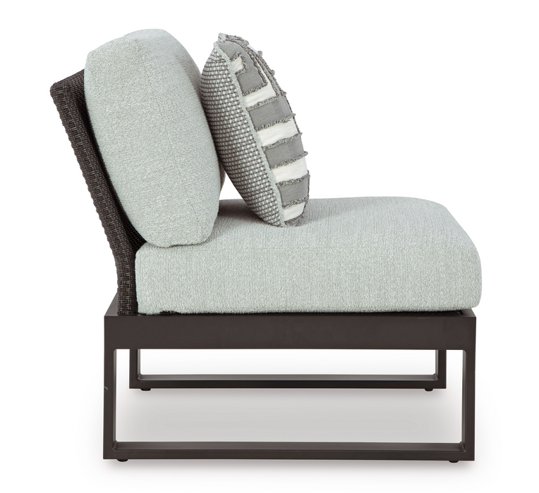 Beachloft 3-Piece Outdoor Black / Gray Sectional