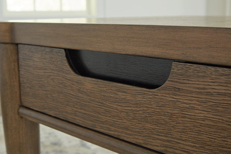Roanhowe Brown Coffee Table and 2 End Tables -  Ashley - Lara Furniture