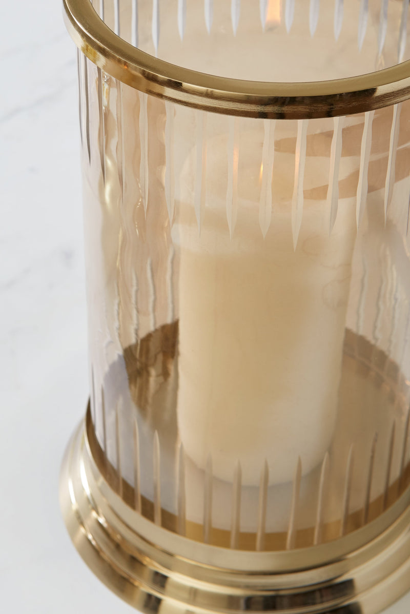 Aavinson Amber/Gold Finish Candle Holder - A2000687