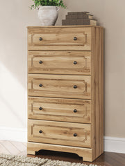 Aleaport Full Panel Bed with Dresser and Chest in Warm Brown - PKG022636