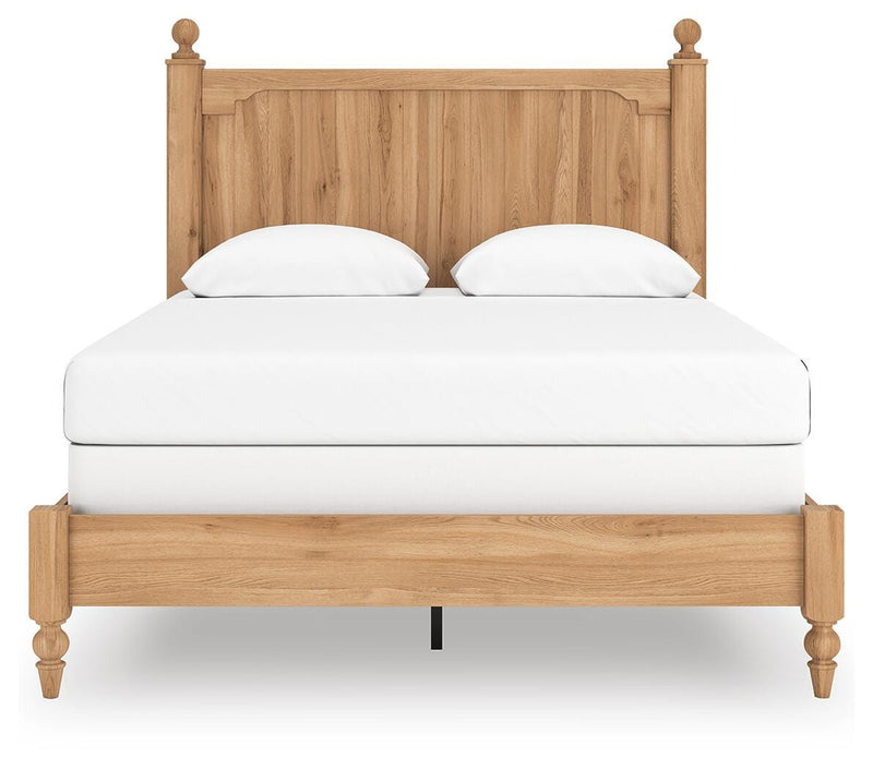 Aleaport Queen Panel Bed with Dresser and Nightstand in Warm Brown - PKG022650