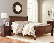 Alisdair King Sleigh Bed with 2 Nightstands in Reddish Brown - PKG000498