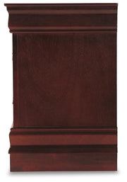 Alisdair Queen Sleigh Bed, Dresser and 2 Nightstands - B376B42
