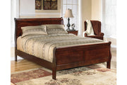 Alisdair Reddish Brown Queen Sleigh Bed - Lara FurnitureQueen Bed