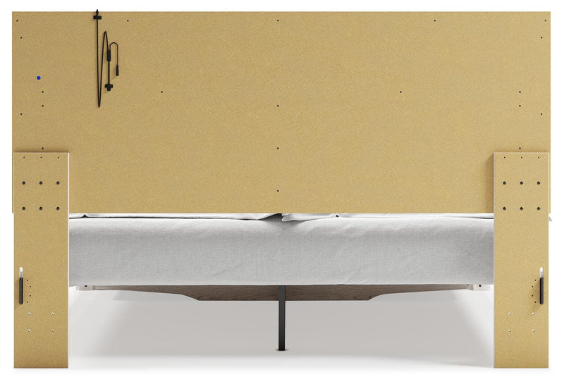 Altyra White King Storage Bed, Chest and 2 Nightstands - B2640B67