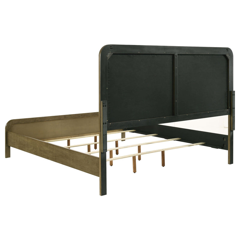 Amsbury 59-inch Upholstered Queen Bed Nutmeg - 224271Q
