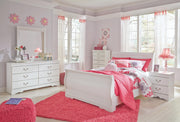 Anarasia Full Sleigh Bed with Mirrored Dresser and Chest in White - PKG002586