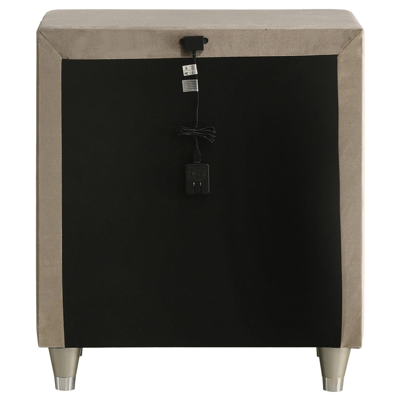 Antonella Upholstered 3-drawer Nightstand Ivory and Camel - 223522