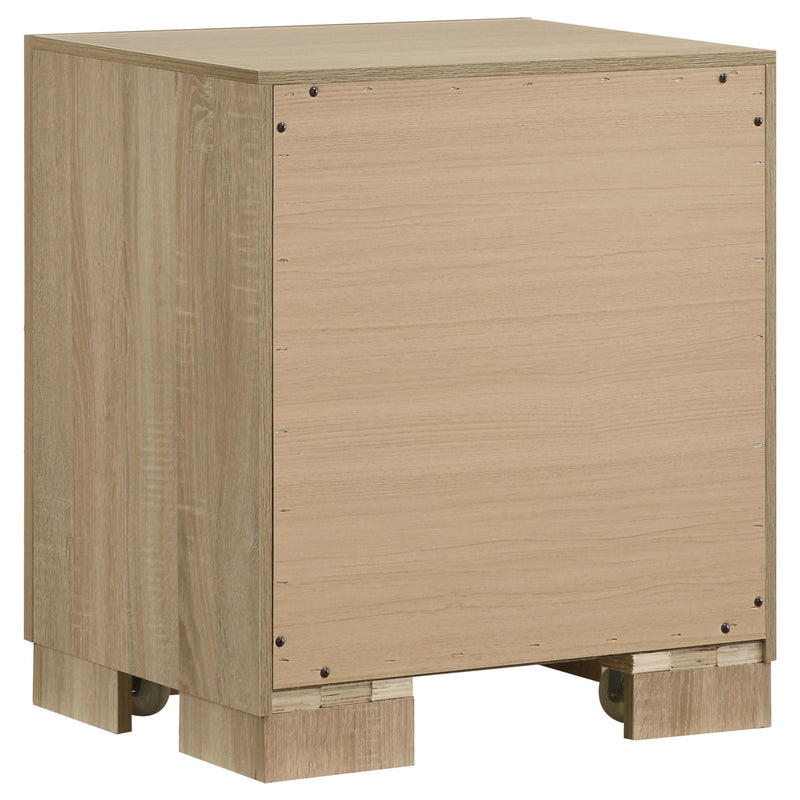 Arielle 4-piece Queen Bedroom Set Light Oak - 223111Q-S4