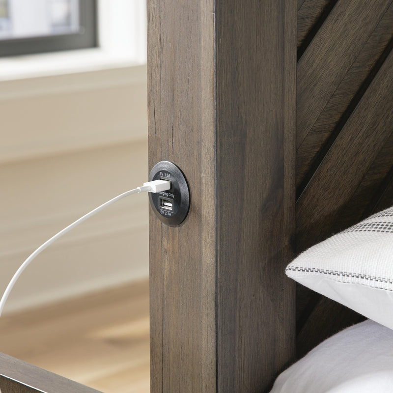 Arkenton King Panel Bed with Dresser in Grayish Brown - PKG014299