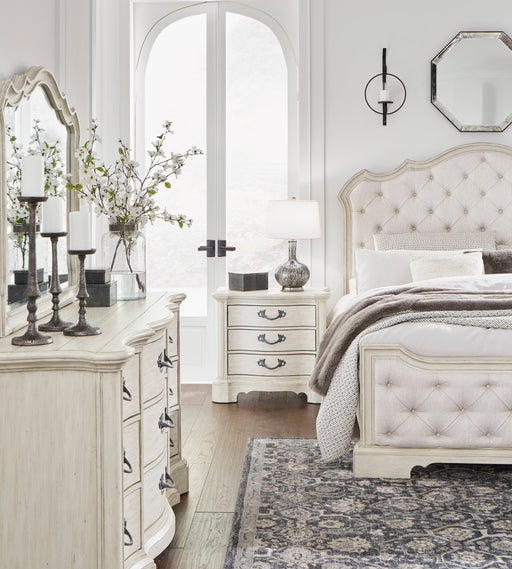Arlendyne Antique White Upholstered Bedroom Set - Gate FurnitureBedroom Set