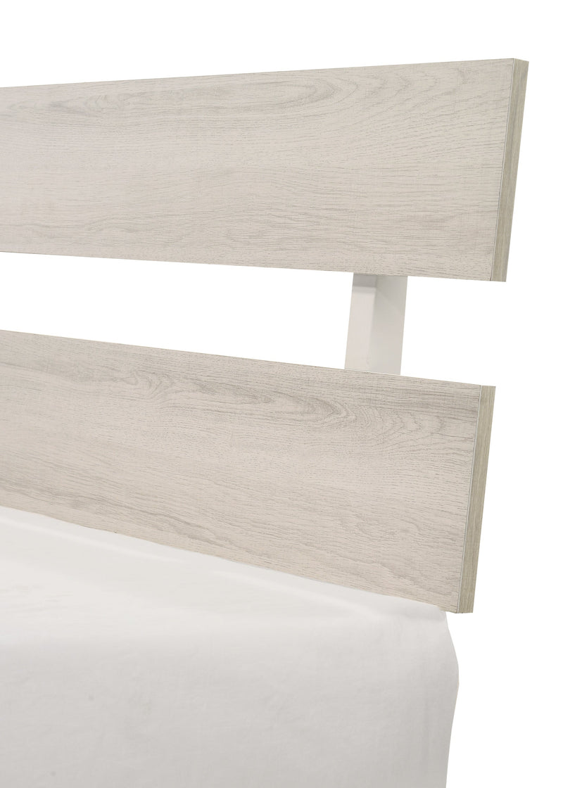 Atticus White Platform Youth Bedroom Set - Lara FurnitureYouth Bedroom Set