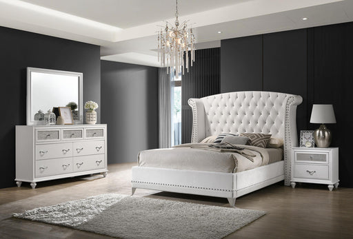 Barzini 4-piece California King Bedroom Set White - 300843KW-S4