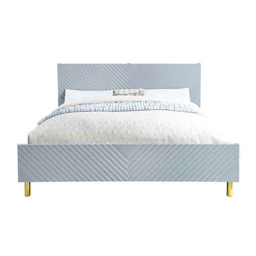 Gaines Eastern King Bed