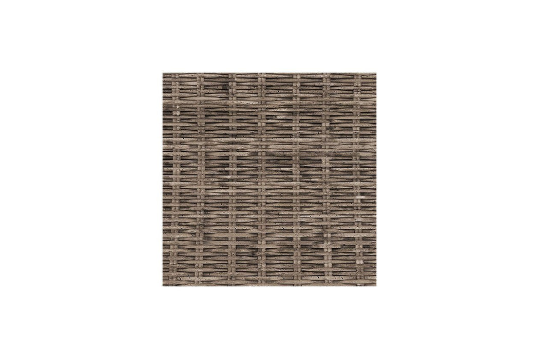 Beachcroft Beige Swivel Lounge Chair - Gate FurnitureAccent Chair