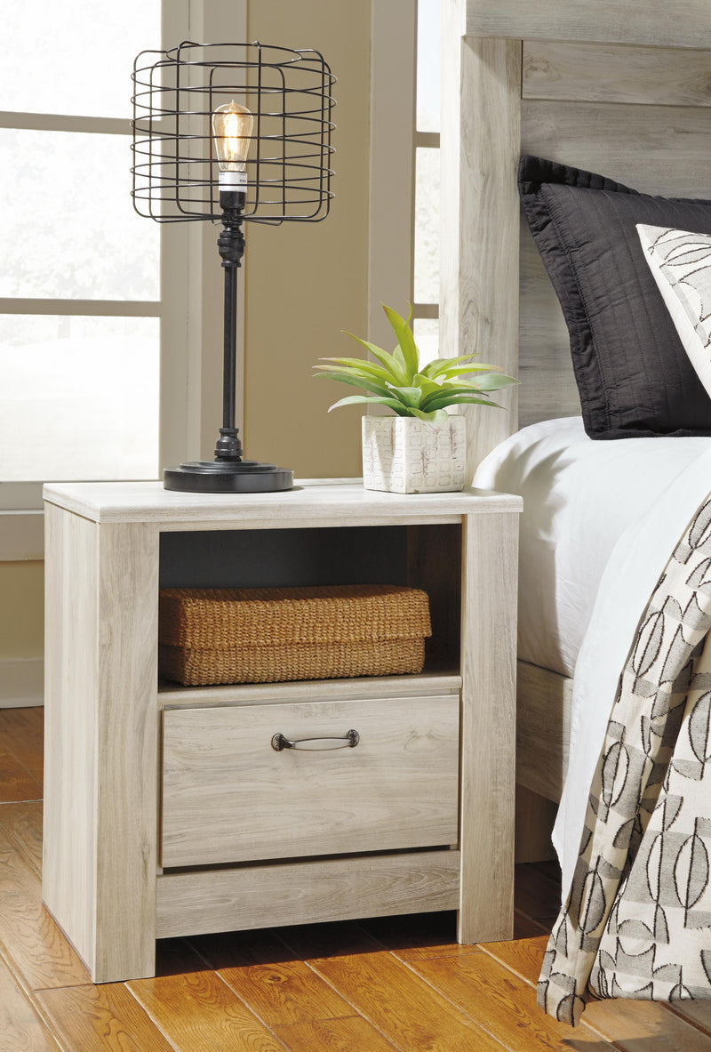 Bellaby Queen Panel Headboard Bed with Mirrored Dresser and 2 Nightstands in Whitewash - PKG004638