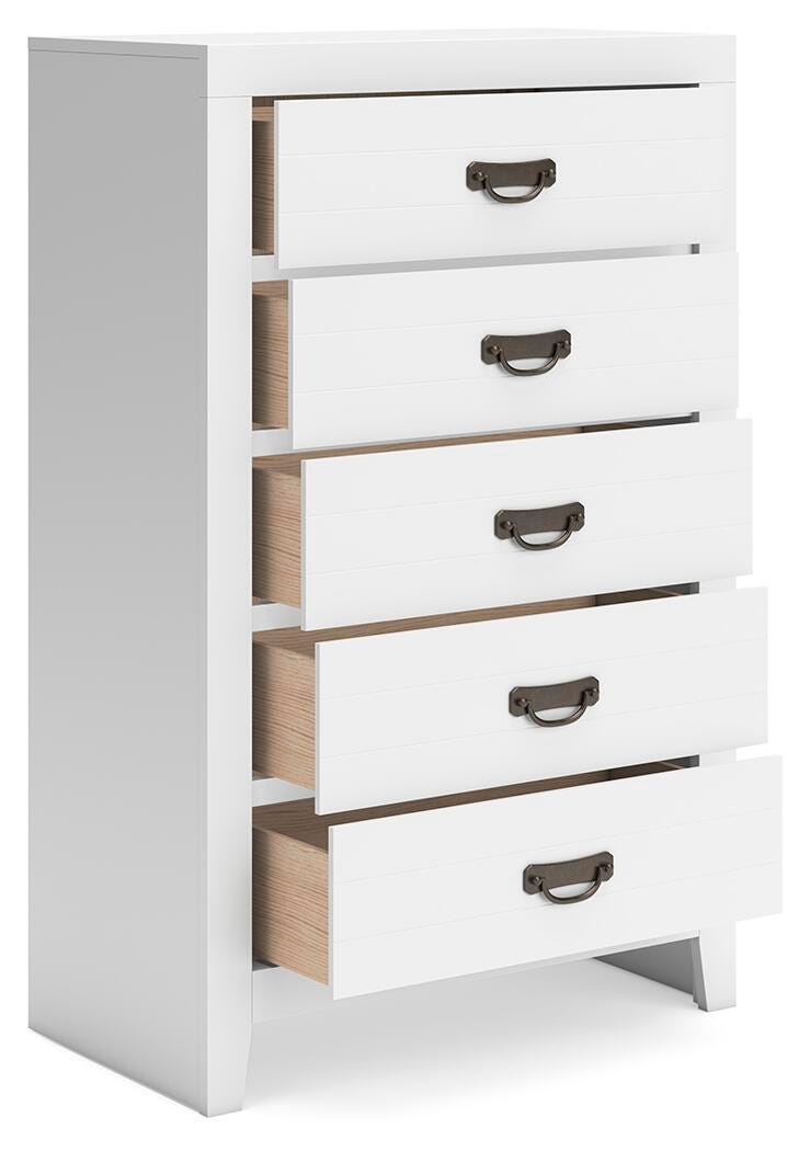 Binterglen White Full Panel Bed, Dresser, Chest and Nightstand - B427B17