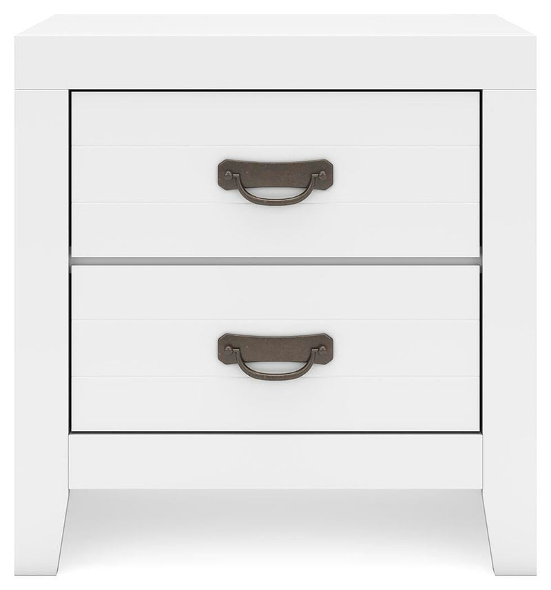 Binterglen White Full Panel Bed, Dresser, Chest and Nightstand - B427B17