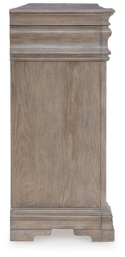 Blairhurst California King Panel Bed, Dresser and 2 Nightstands in Light Grayish Brown - PKG017007