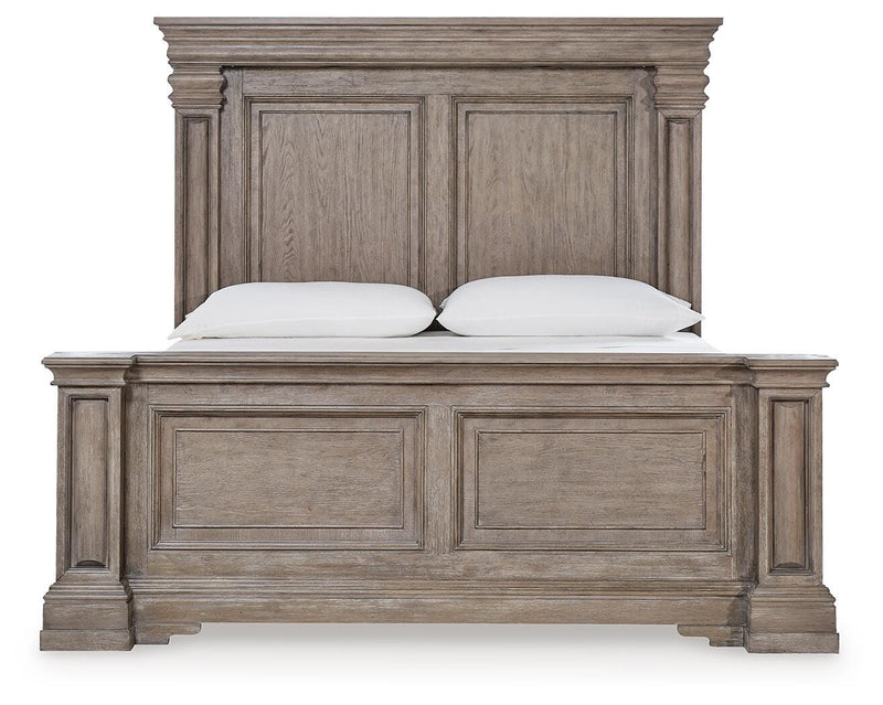 Blairhurst King Panel Bed, Dresser, Mirror and Chest in Light Grayish Brown - PKG017004