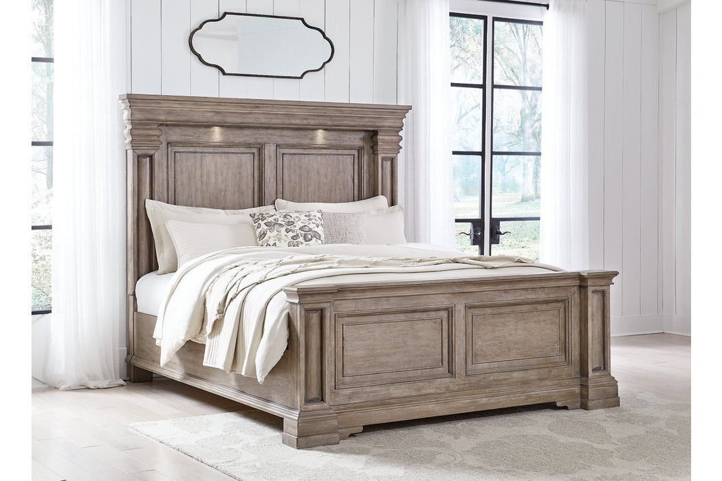 Blairhurst Light Grayish Brown Queen Panel Bed - Gate FurnitureQueen Bed