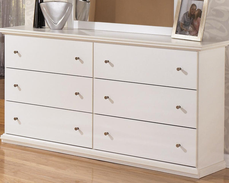Bostwick Shoals Full Panel Bed and Dresser in White - PKG021569