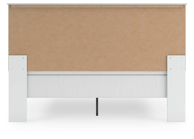 Bostwick Shoals White King Panel Bed, Dresser, Mirror, Chest and 2 Nightstands - B139B53
