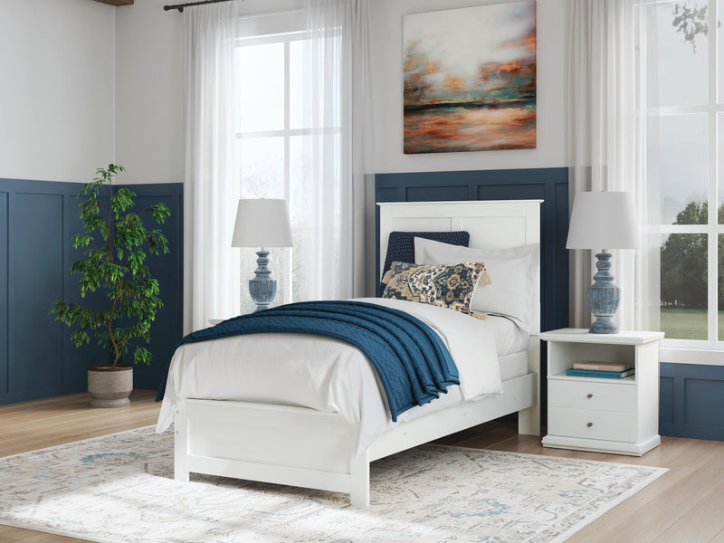 Bostwick Shoals White Twin Panel Bed, Chest and Nightstand - B139B64