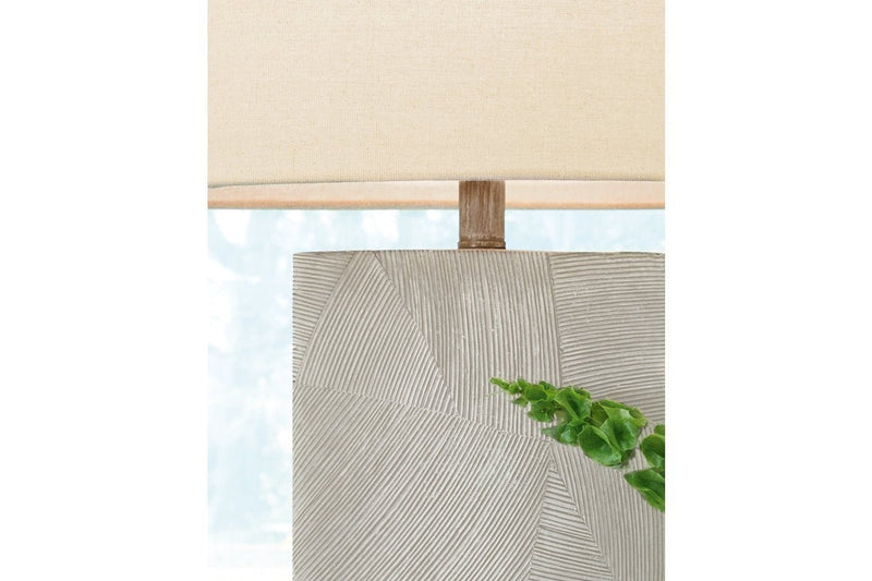 Bradard Brown Table Lamp - Lara FurnitureTable Lamp