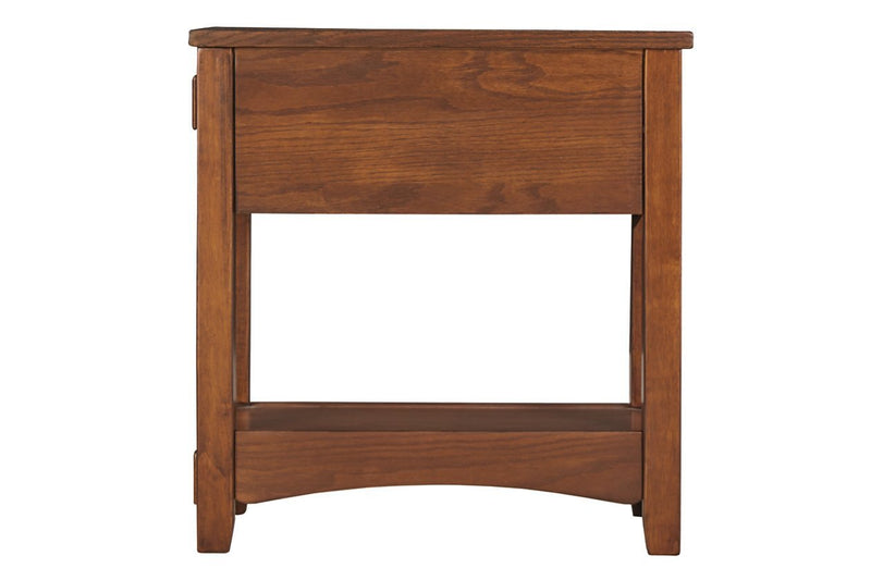 Breegin Brown Chairside End Table - Lara FurnitureEnd Table Chair Side