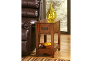 Breegin Brown Chairside End Table - Lara FurnitureEnd Table Chair Side