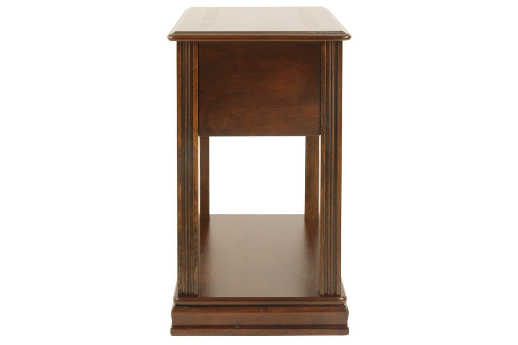 Breegin Brown Chairside End Table - Gate FurnitureEnd Table Chair Side