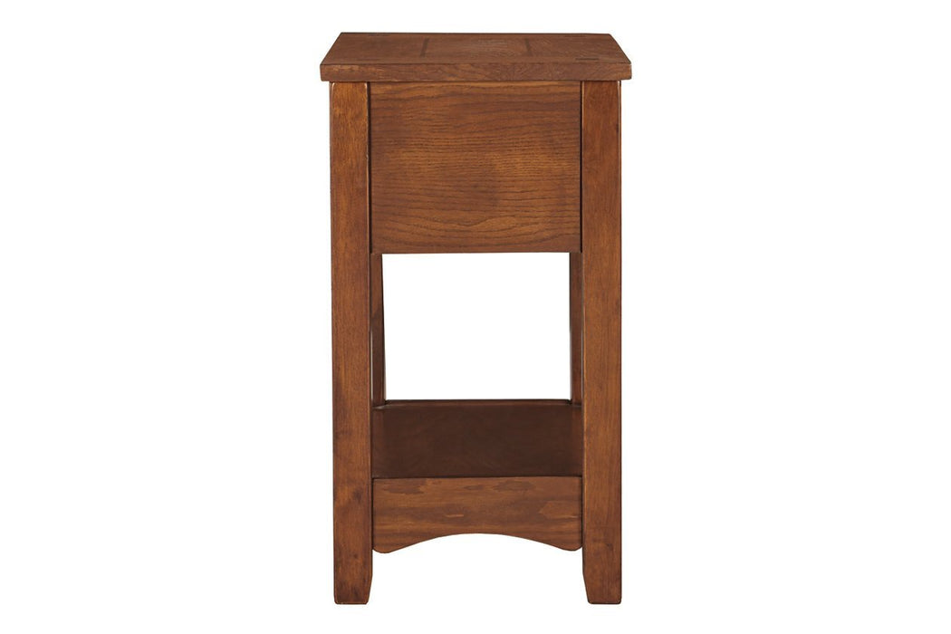 Breegin Brown Chairside End Table - Gate FurnitureEnd Table Chair Side