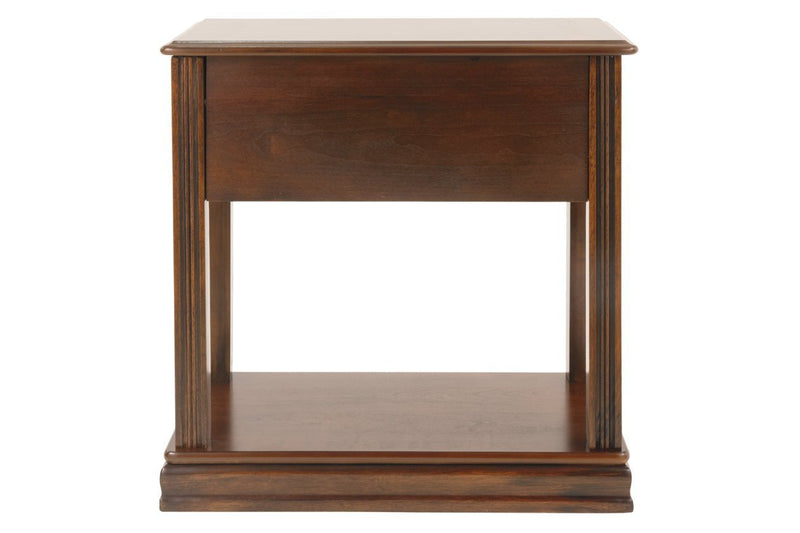 Breegin Brown Chairside End Table - Lara FurnitureEnd Table Chair Side