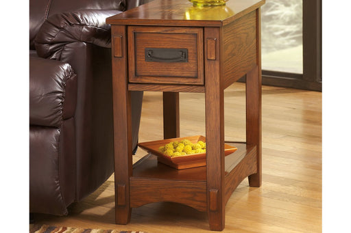Breegin Brown Chairside End Table - Gate FurnitureEnd Table Chair Side