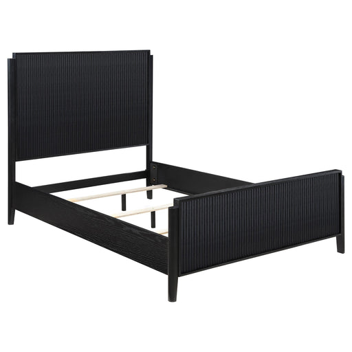 Brookmead Wood Queen Panel Bed Black - 224711Q