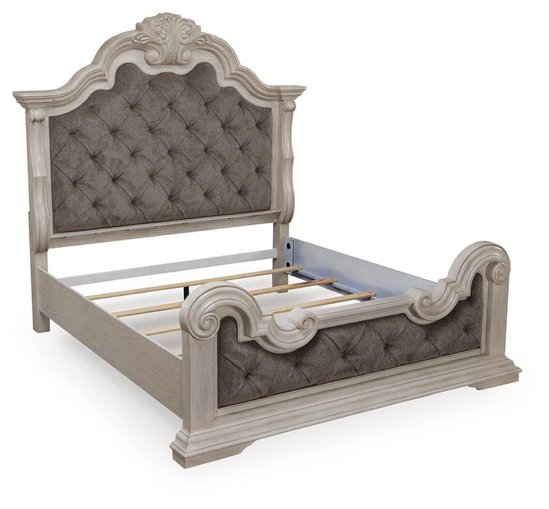 Bruchandi Antique White King Upholstered Panel Bed - PCB948B4