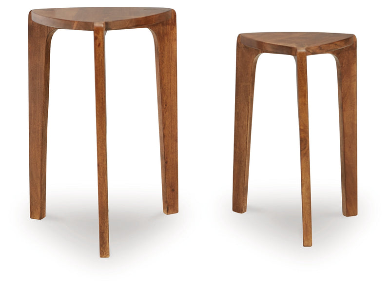Brynnleigh Medium Brown Accent Table (Set of 2) - A4000607