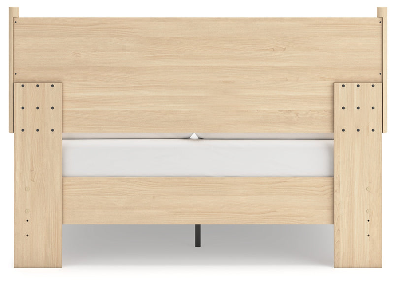 Cabinella Queen Platform Panel Bed with Dresser in Tan - PKG017296