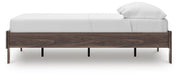 Calverson Full Platform Bed and Dresser in Mocha - PKG017834